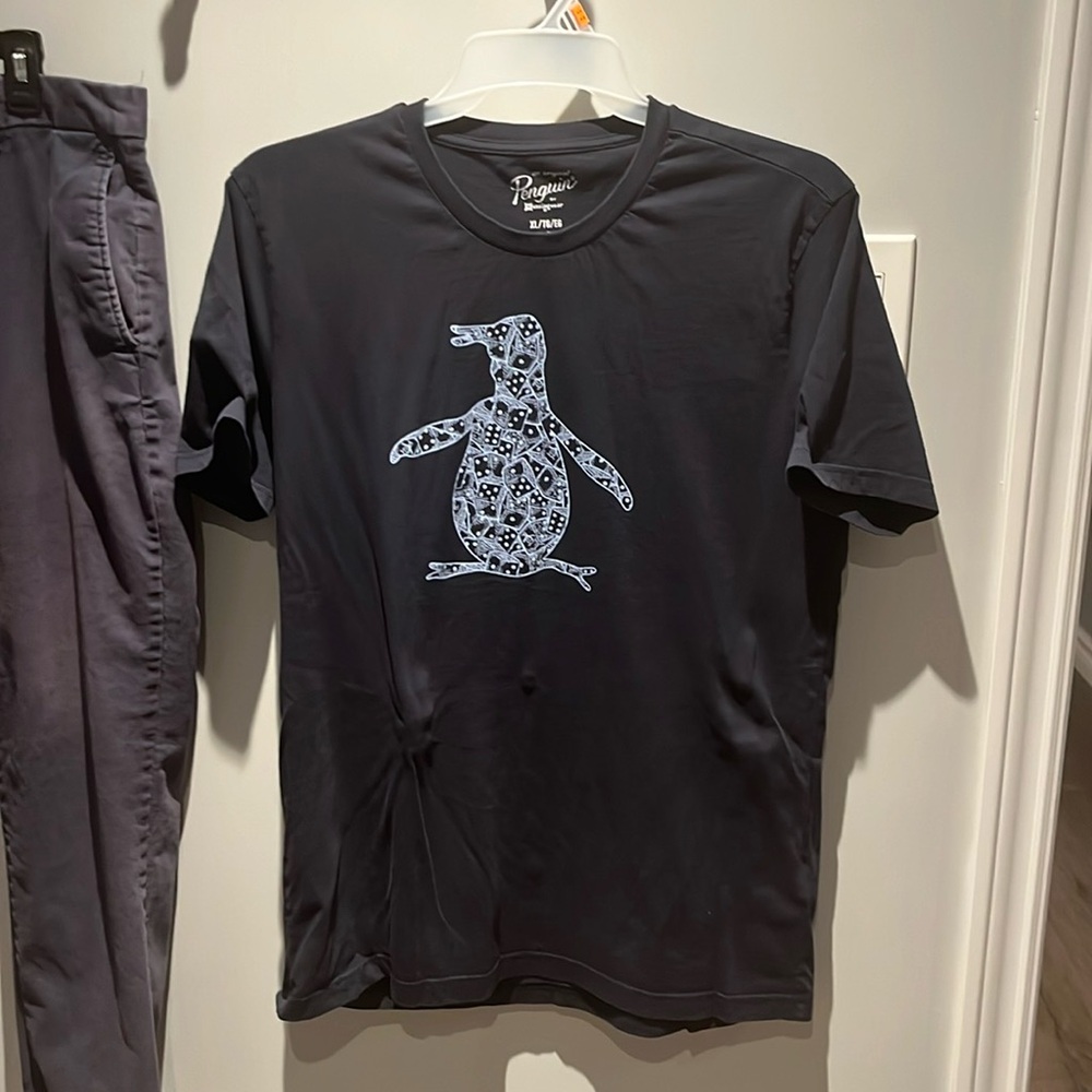 Navy Blue penguin t shirt with print design